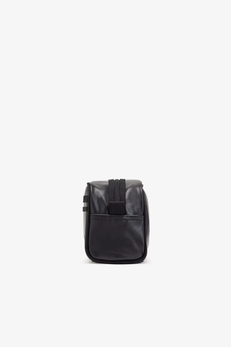 bolsos fred perry para hombre con lavado tonal en negro