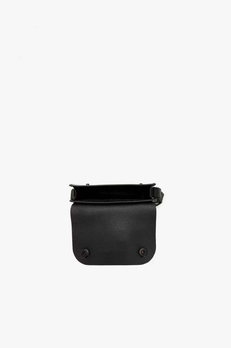bolsos fred perry de piel bruñida para hombre color negro