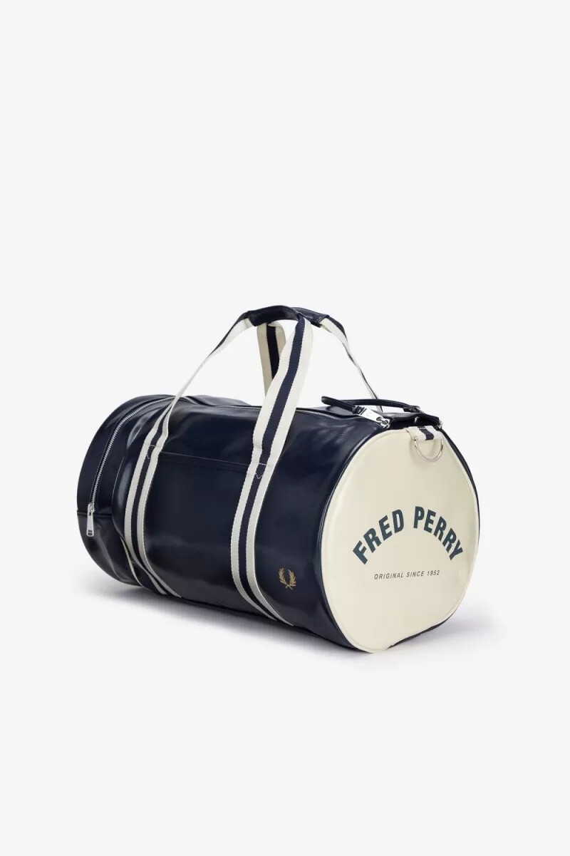 bolsos fred perry classic barrel para hombre color azul marino y beige