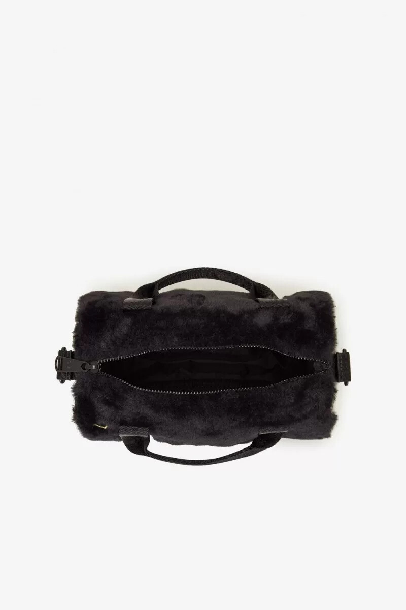 bolso fred perry mini barrel para mujer color negro
