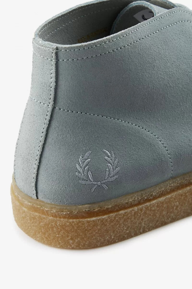 botas fred perry hawley para hombre color plata y azul