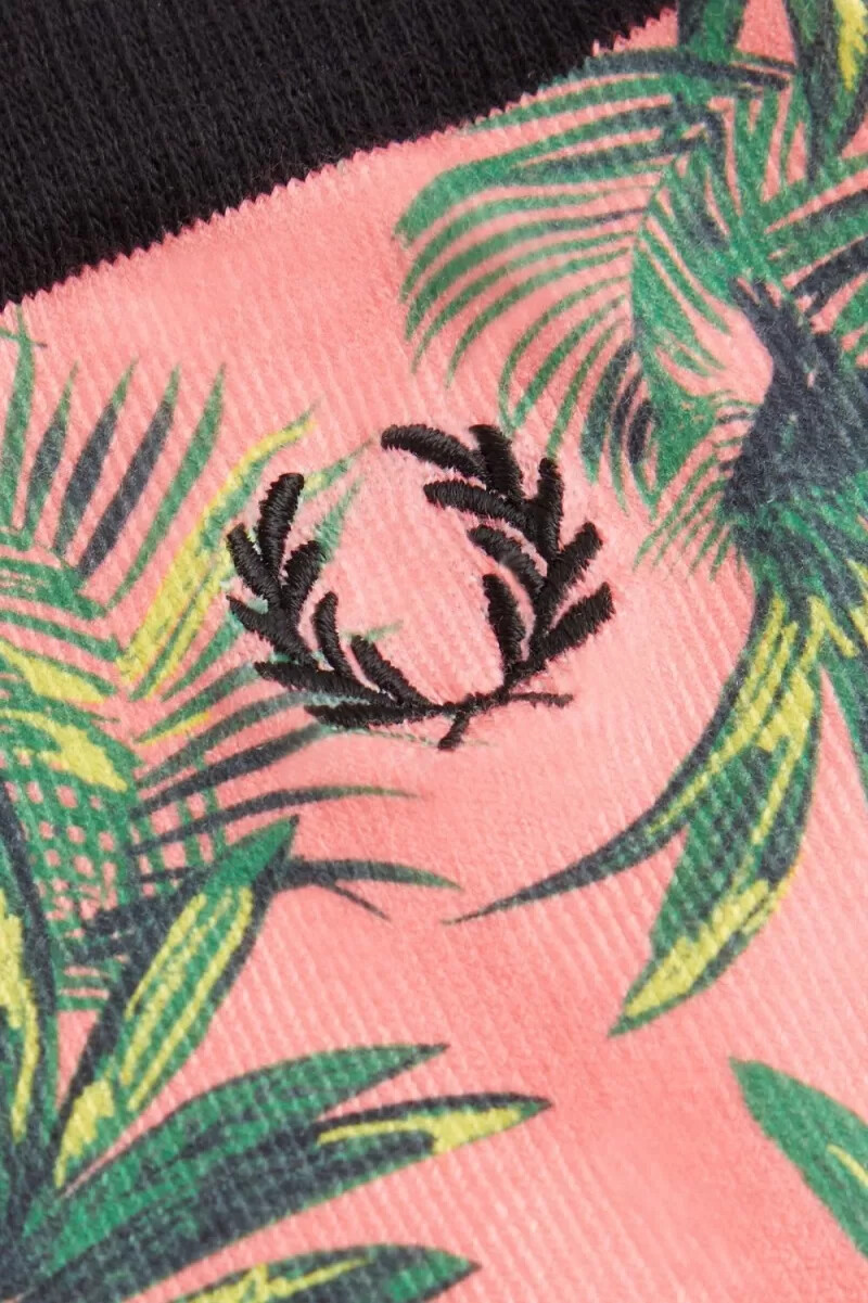 calcetines fred perry con estampado de palmeras para mujer en color coral