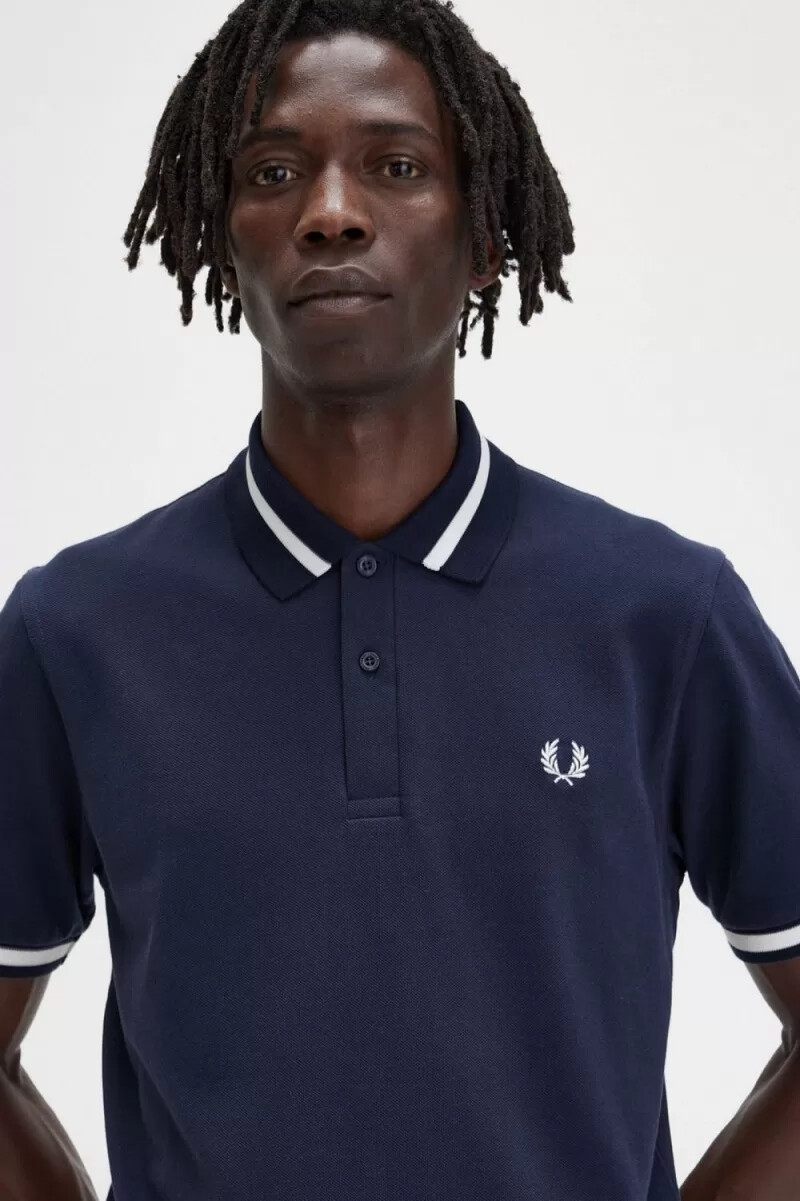 camisa fred perry m2 para hombre azul marino blanco nieve