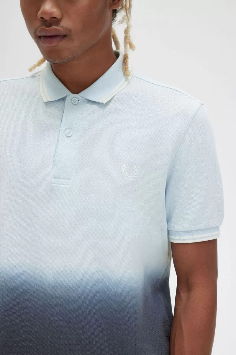 camisa fred perry ombre para hombre en color aguamarina claro