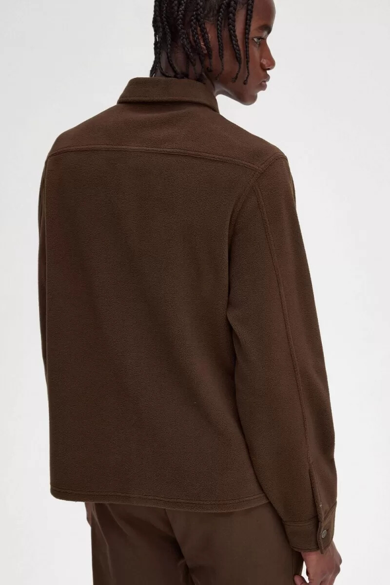 camisa de polar fred perry para hombre en color tabaco quemado
