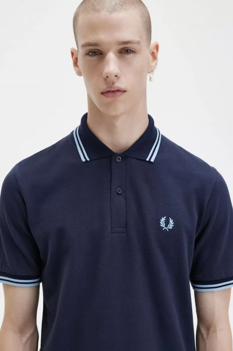 camisa fred perry m12 para hombre azul marino aguamarina