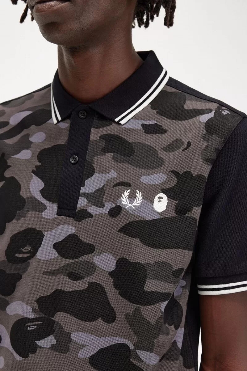 camisa de camuflaje negra para hombre de fred perry
