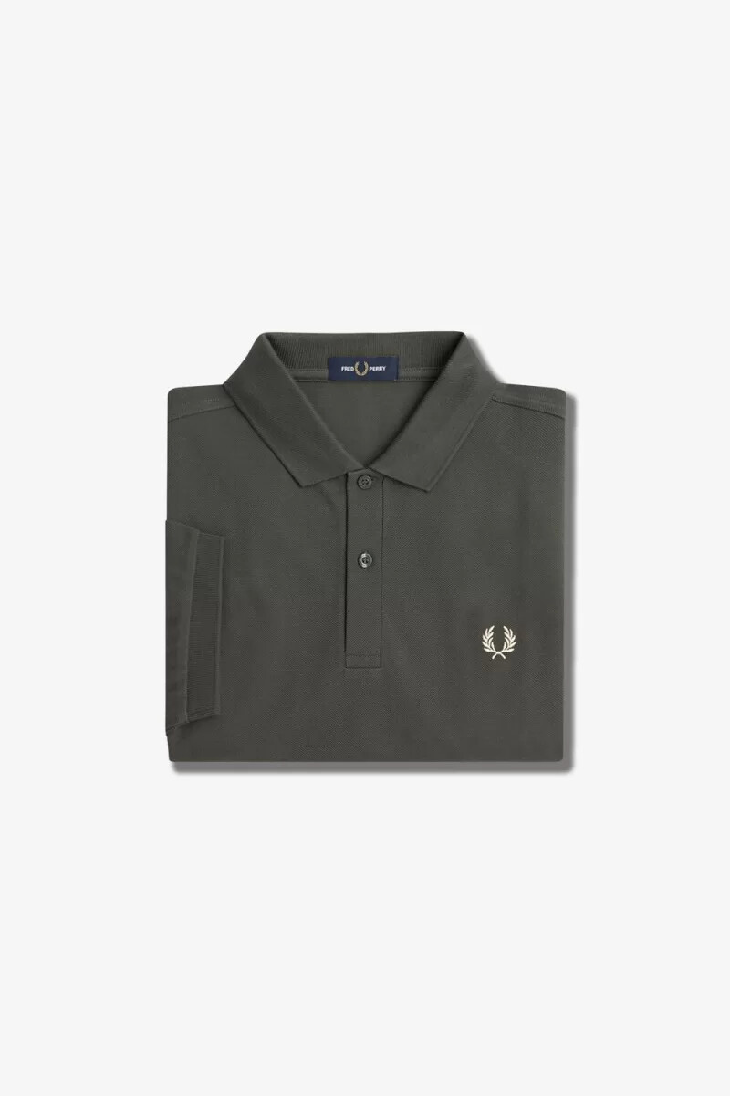camisa fred perry m6000 para hombre color verde campo y avena