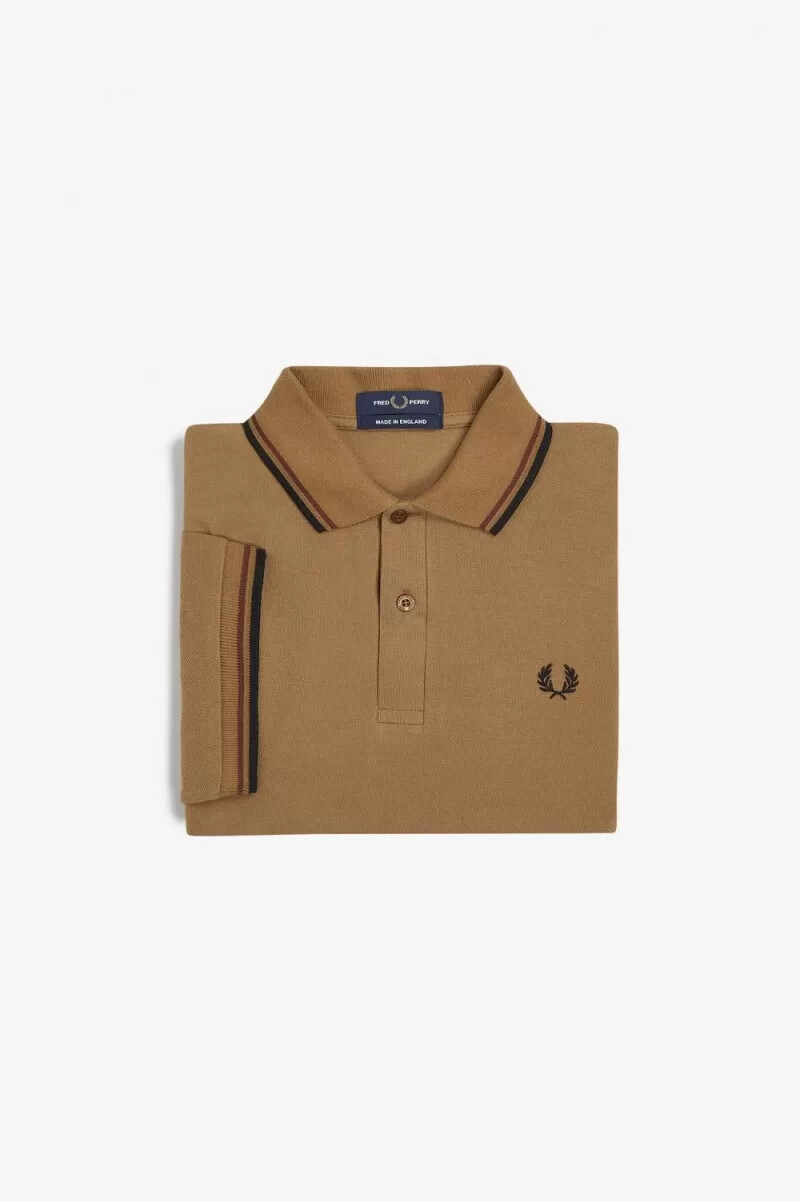 camisa fred perry m12 para hombre color café oscuro whisky marrón y negro