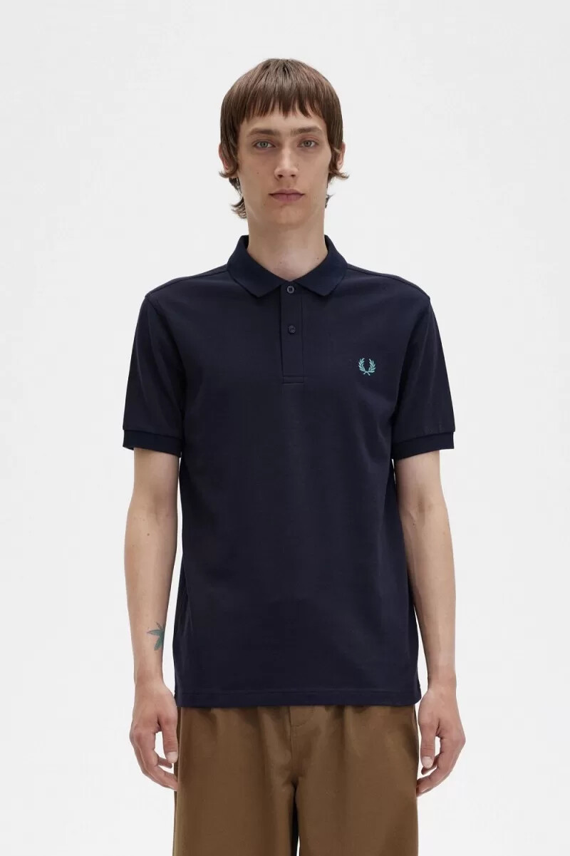 camisa fred perry m6000 para hombre color azul marino y menta intenso