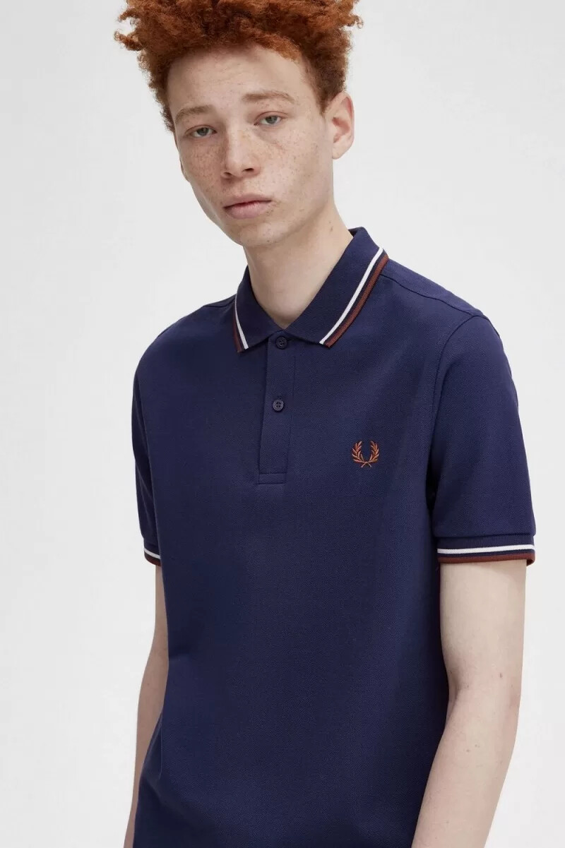 camisa fred perry m3600 para hombre color azul marino beige y marrón whisky