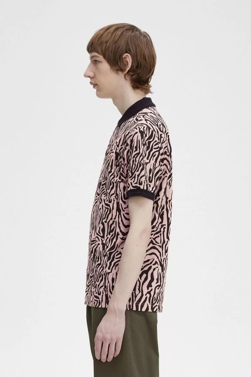 camisa fred perry con estampado de cebra para hombre en rosa empolvado