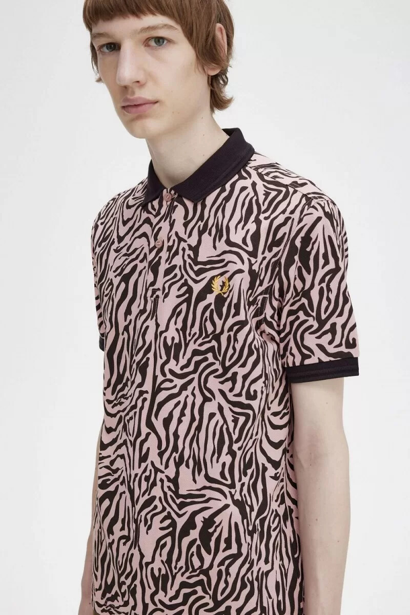 camisa fred perry con estampado de cebra para hombre en rosa empolvado