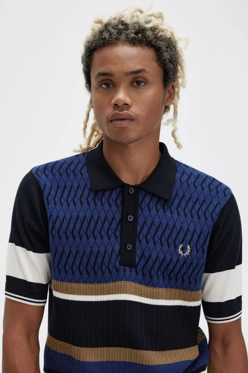 camisa de punto con paneles de rombos de fred perry para hombre azul marino francés
