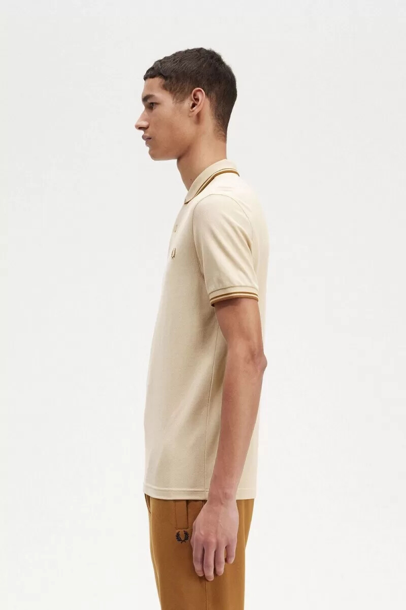 camisa fred perry m3600 para hombre color avena café oscuro café oscuro