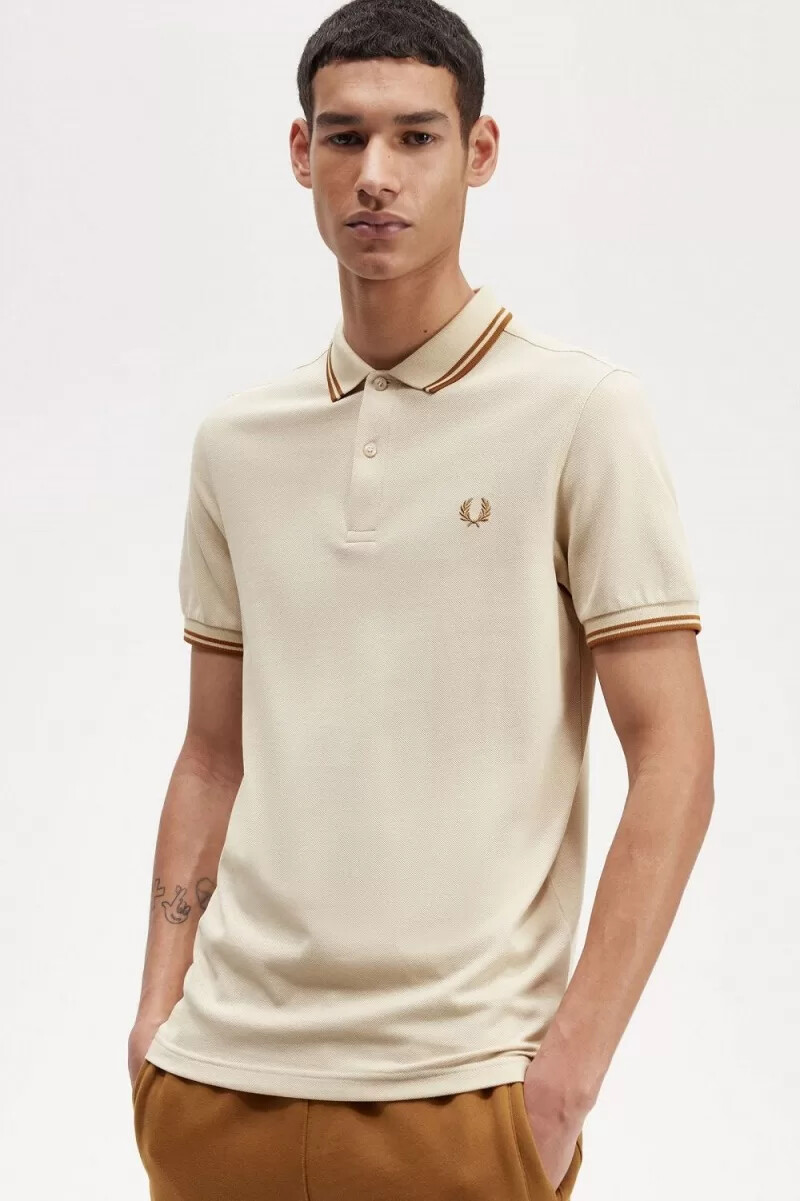 camisa fred perry m3600 para hombre color avena café oscuro café oscuro