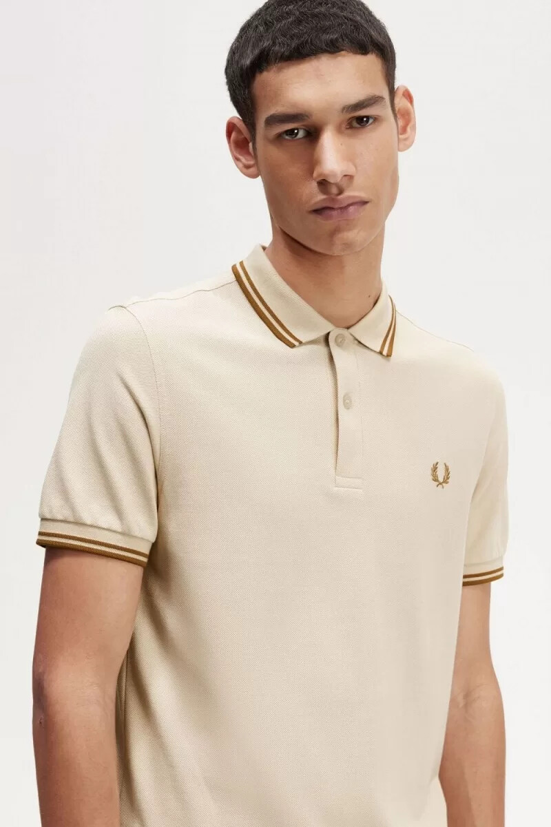 camisa fred perry m3600 para hombre color avena café oscuro café oscuro
