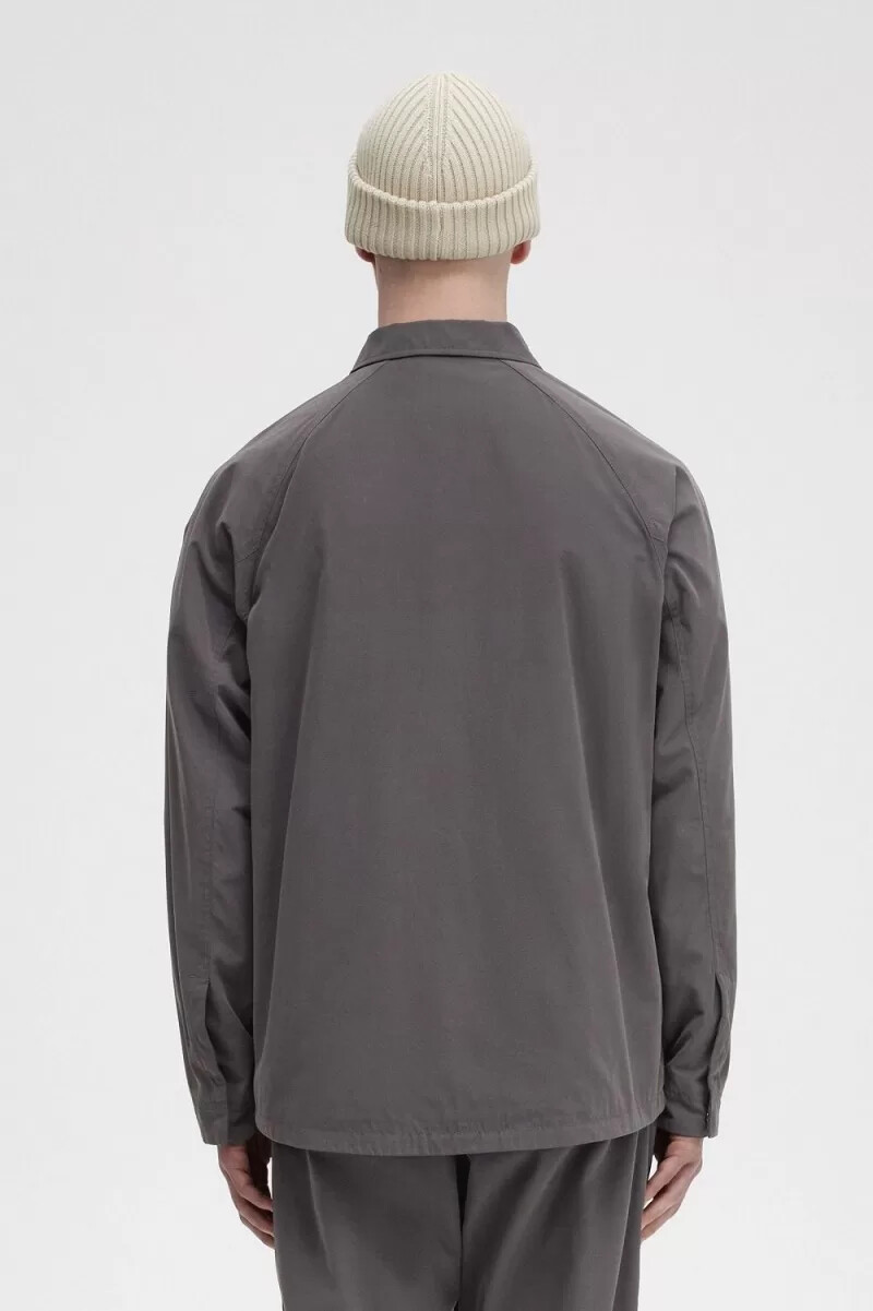 camisa utilitaria fred perry para hombre color gris plomo