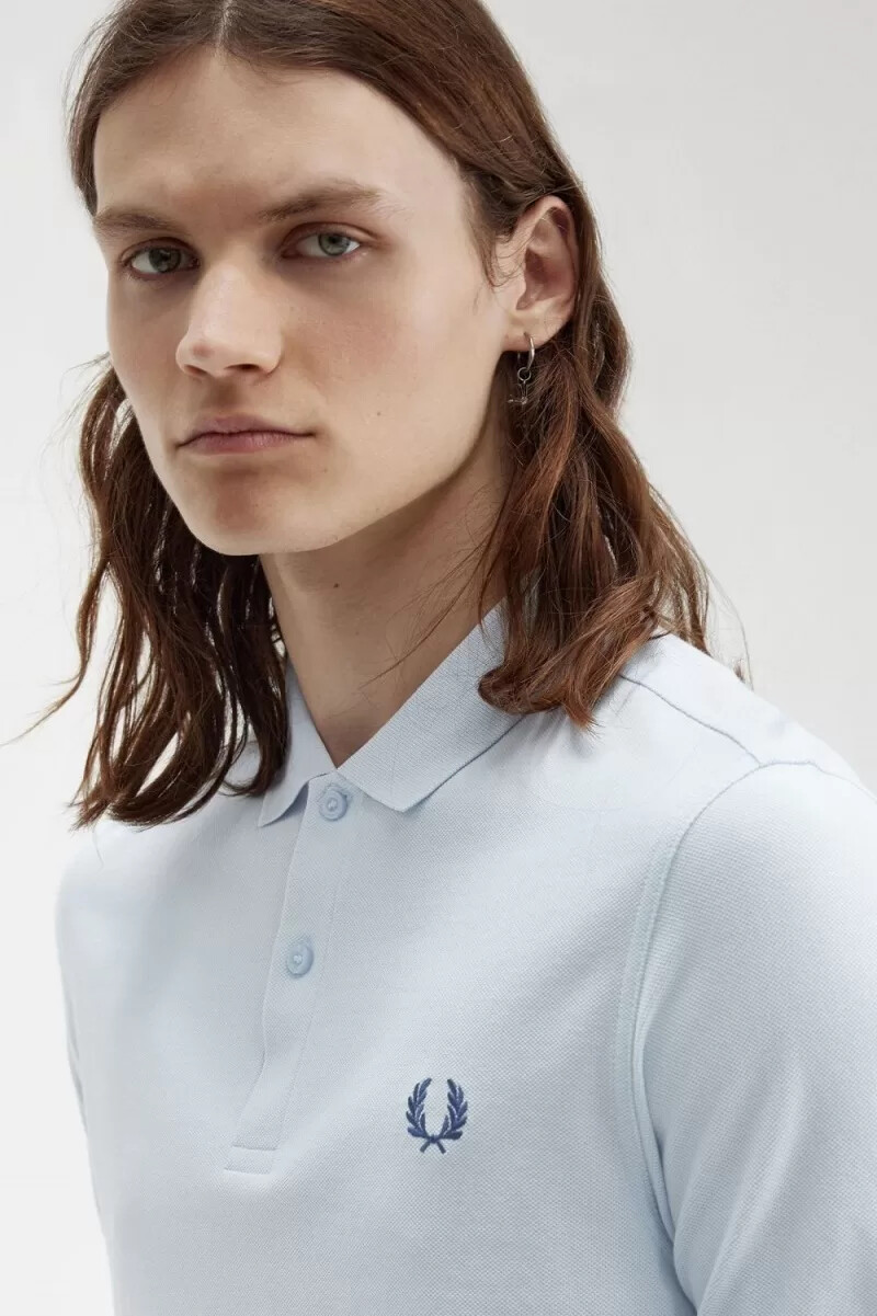 camisa fred perry m6000 para hombre color azul medianoche aguamarina claro