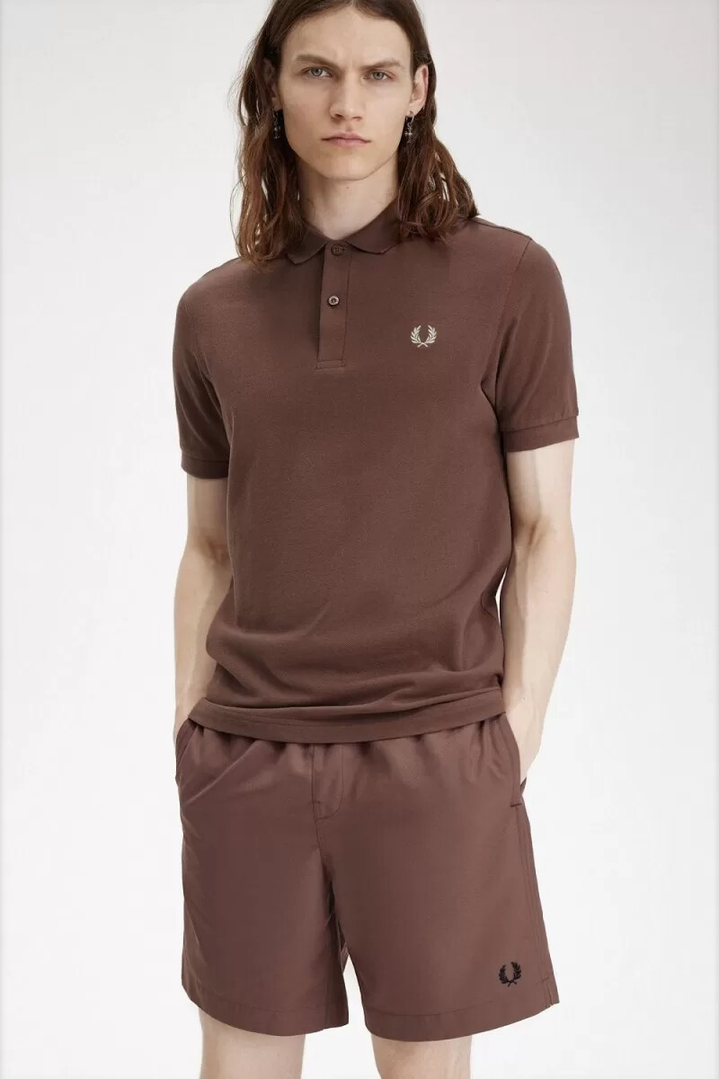 camisa fred perry m6000 para hombre color rojo oscuro y gris cálido