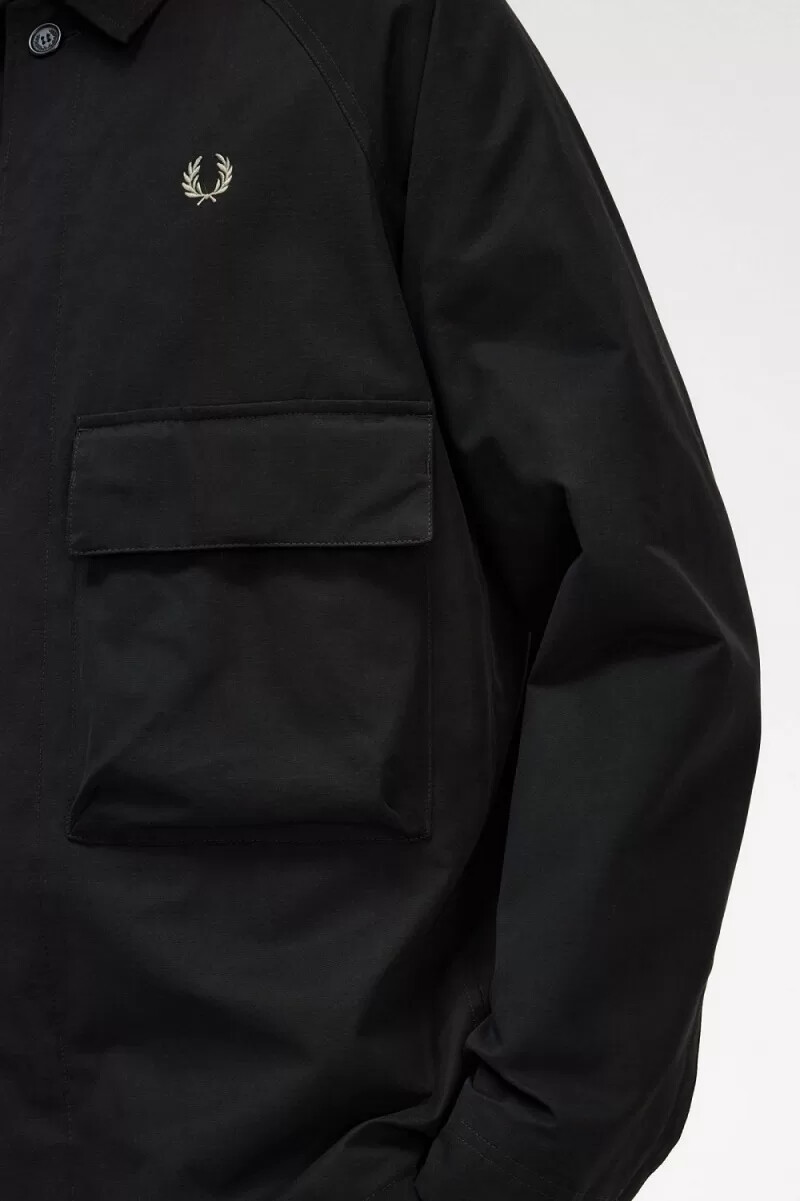 camisa utilitaria fred perry negra para hombre