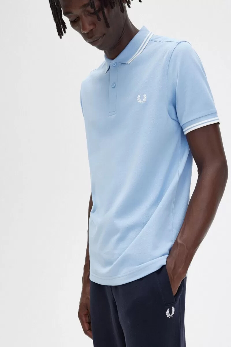 camisa fred perry m3600 para hombre azul cielo blanco nieve