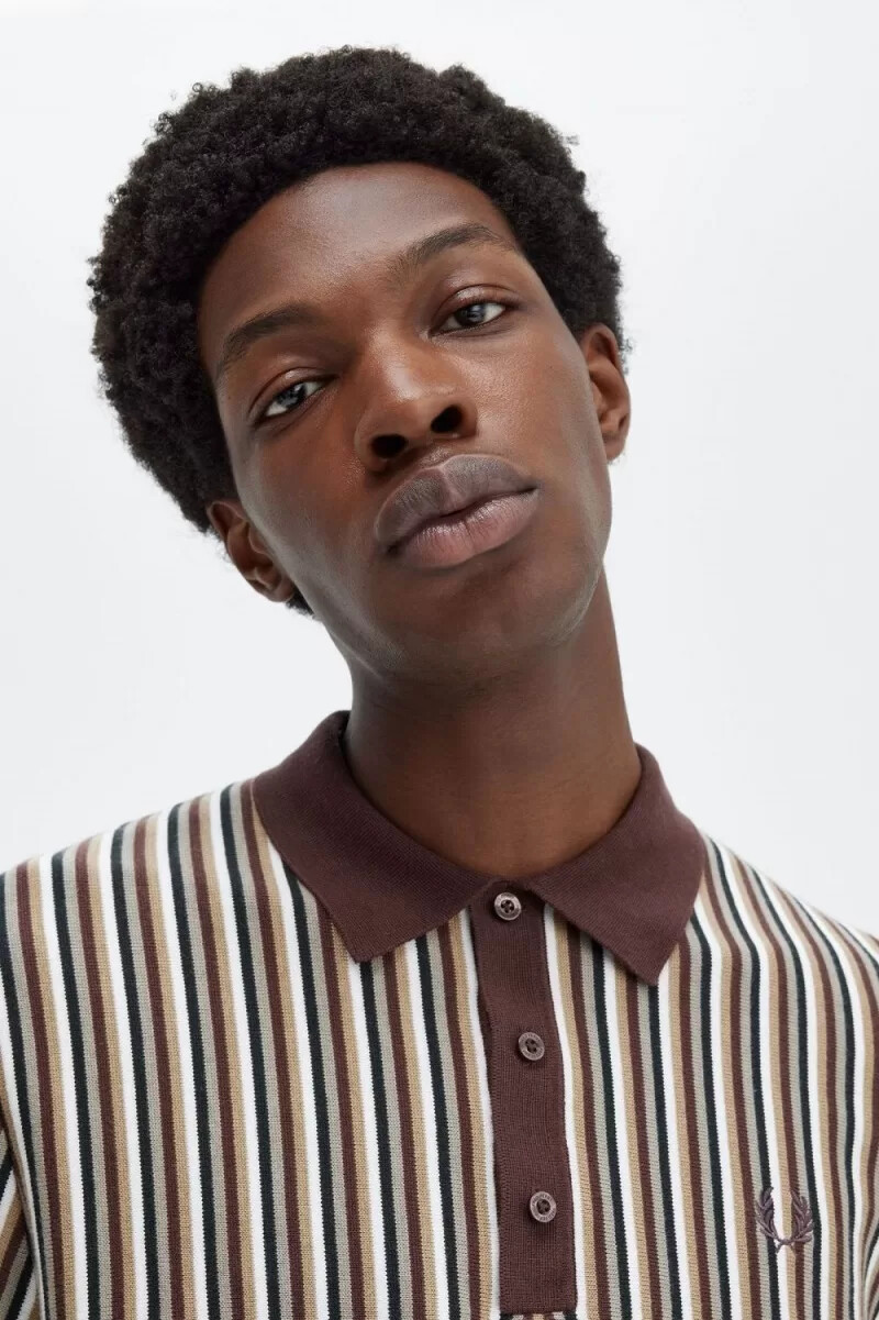 camisa de punto de rayas finas fred perry para hombre color rojo oscuro