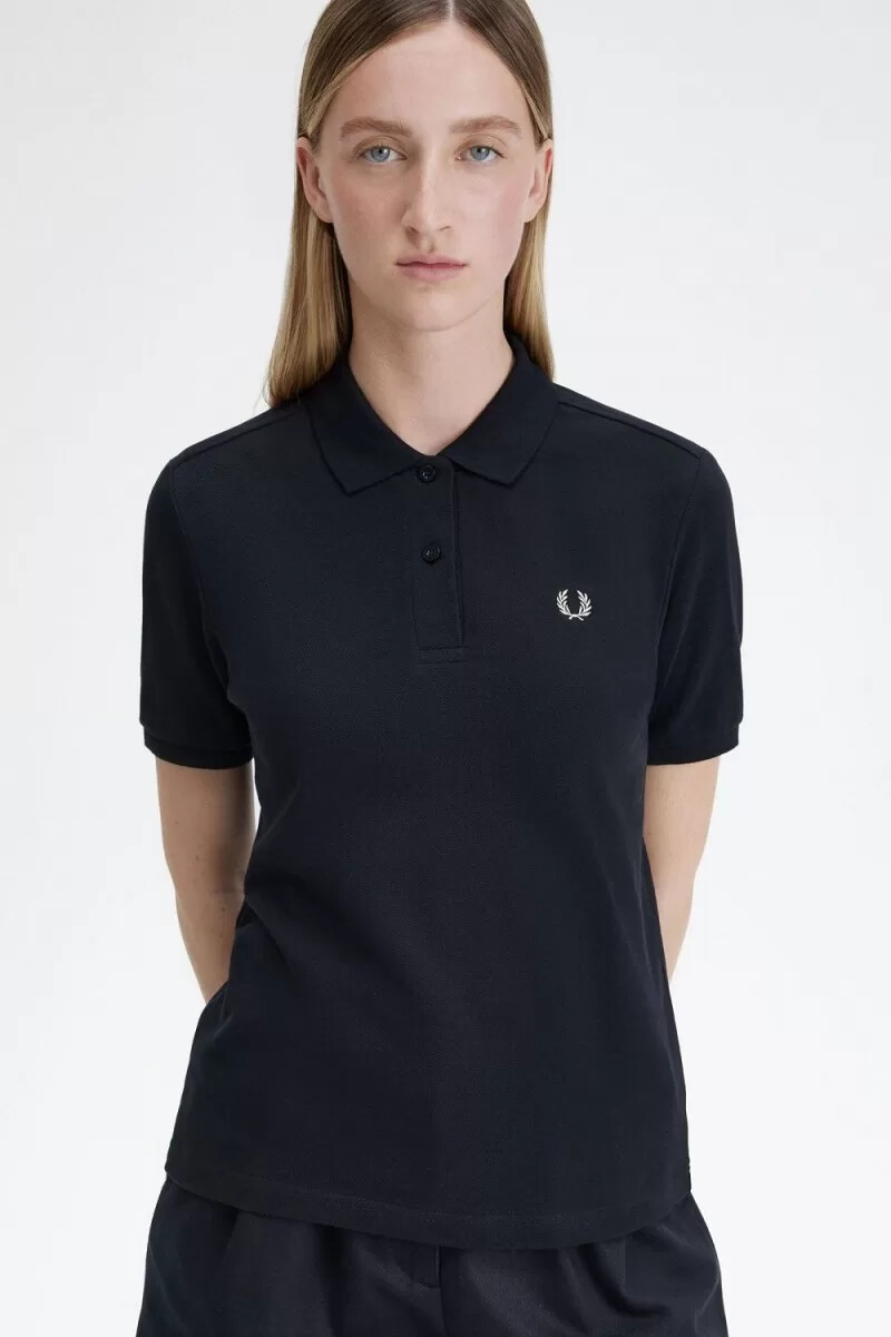 camisa fred perry g6000 para mujer color azul marino y avena