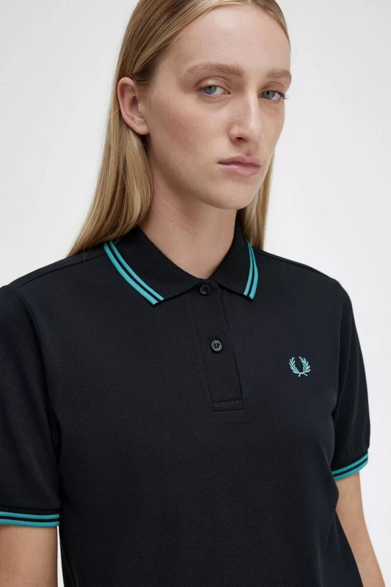 camisa fred perry g3600 para mujer color negro menta intenso.