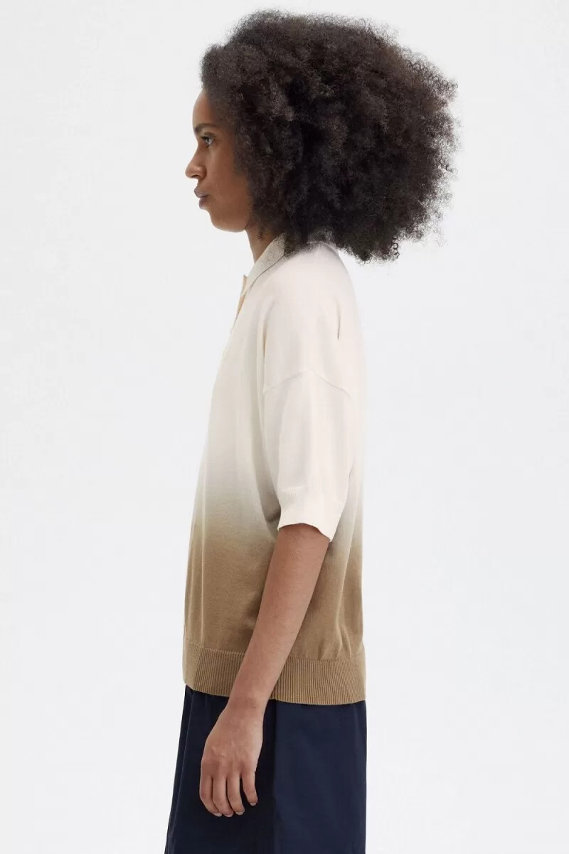 camisa de punto ombré para mujer de fred perry en tono melocotón sedoso