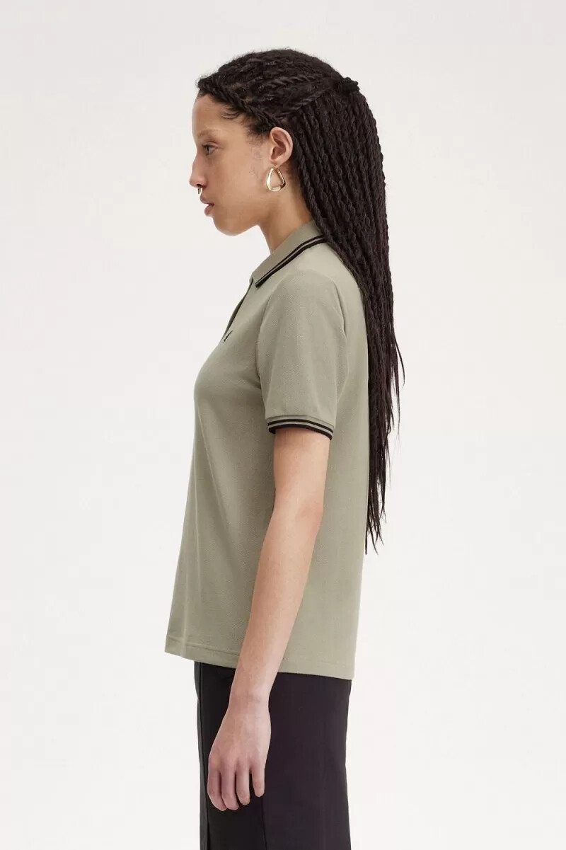 camisa fred perry g3600 para mujer gris cálido y negro