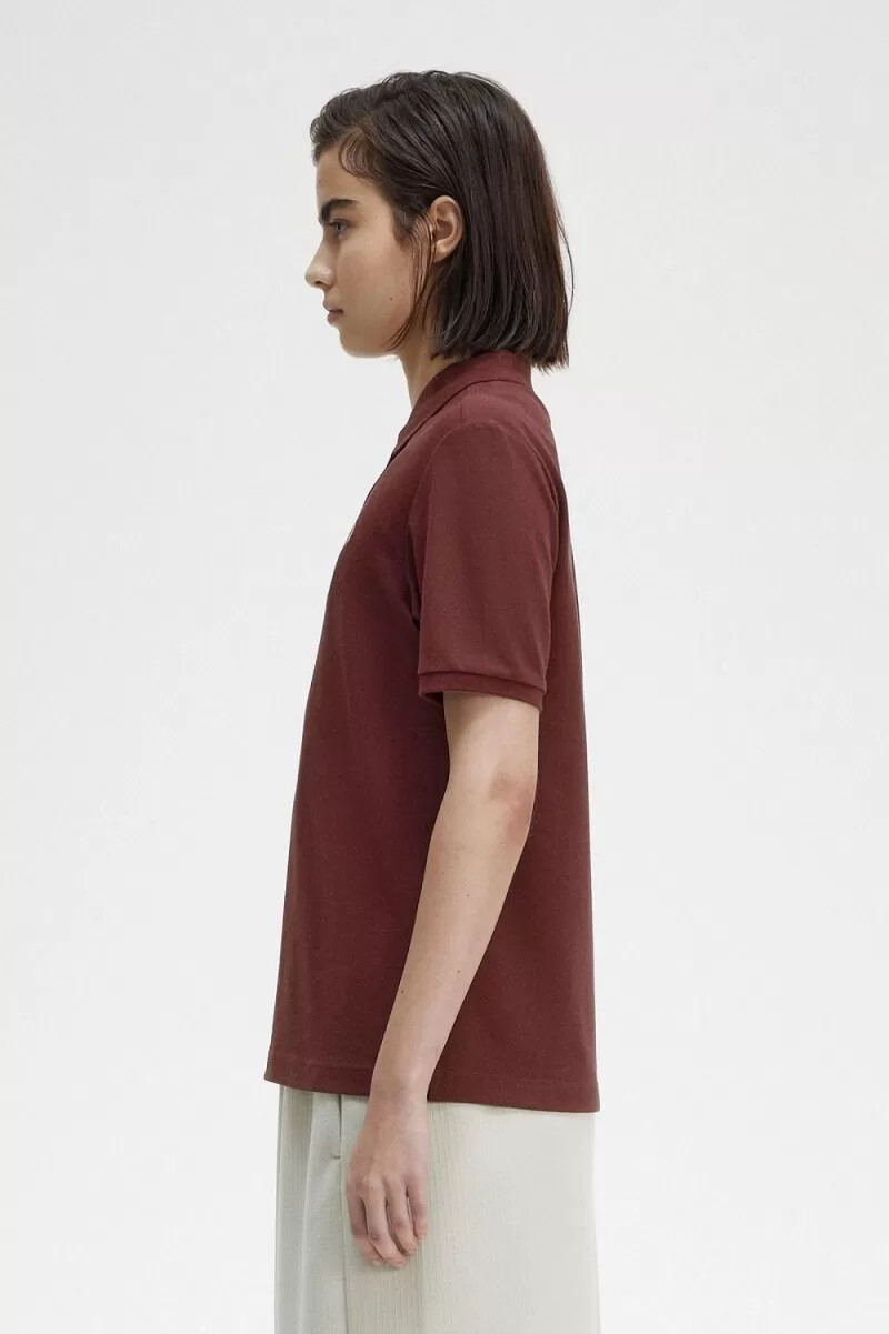 camisa fred perry g6000 para mujer color rosa polvoriento color sangre de buey