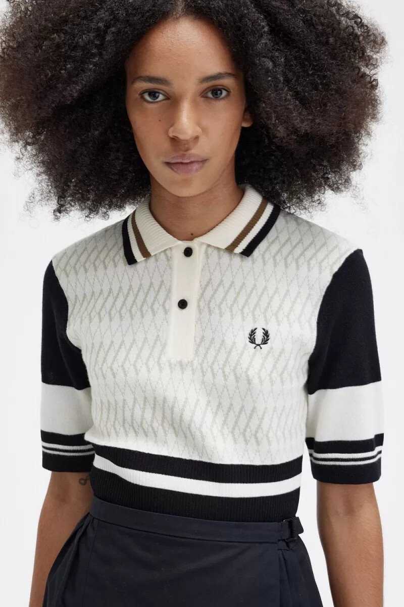 camisa de punto jacquard para mujer de fred perry en beige
