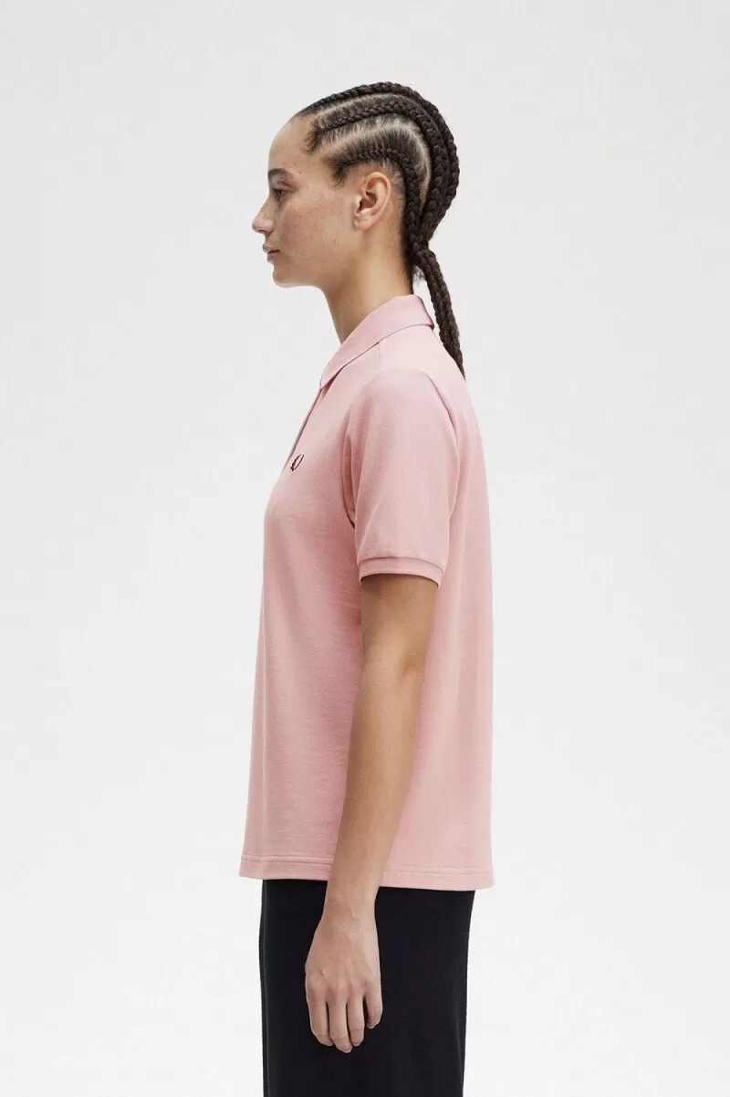 camisa fred perry g6000 para mujer color rosa polvoriento y negro
