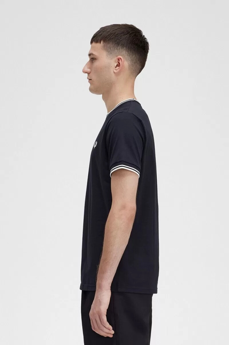 camiseta fred perry twin tipped para hombre negra