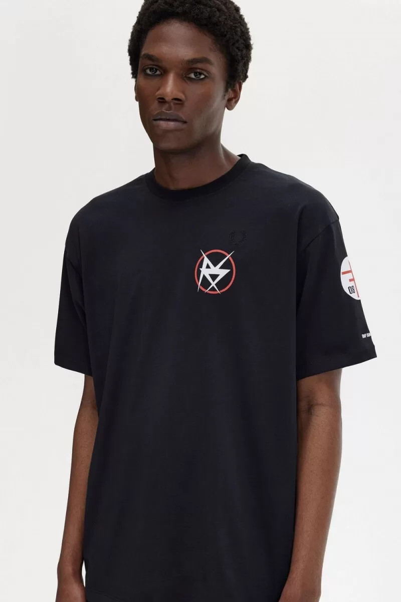camiseta estampada fred perry para hombre negra