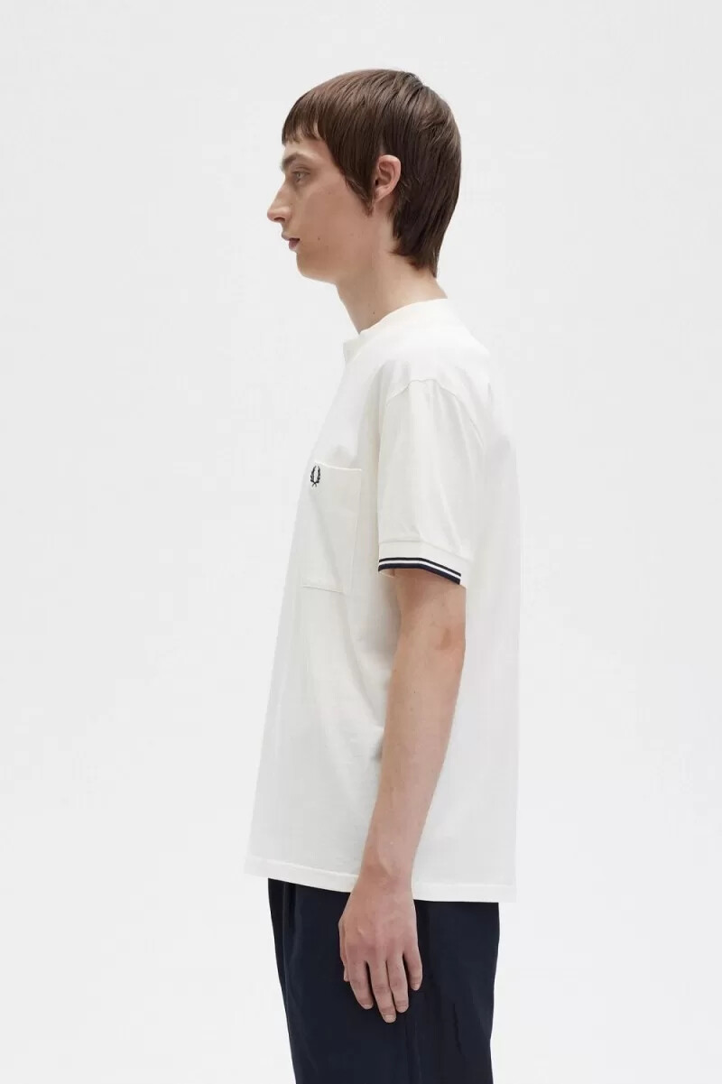 camiseta fred perry con mangas con ribetes para hombre en beige
