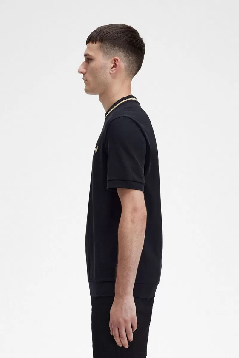 camiseta de piqué con cuello redondo de fred perry para hombre color negro