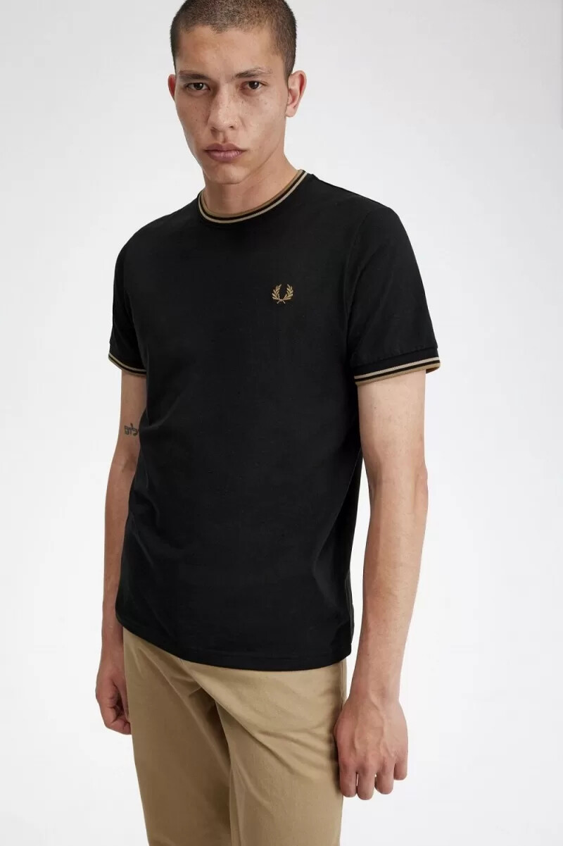 camiseta fred perry twin tipped para hombre negra verde y marrón