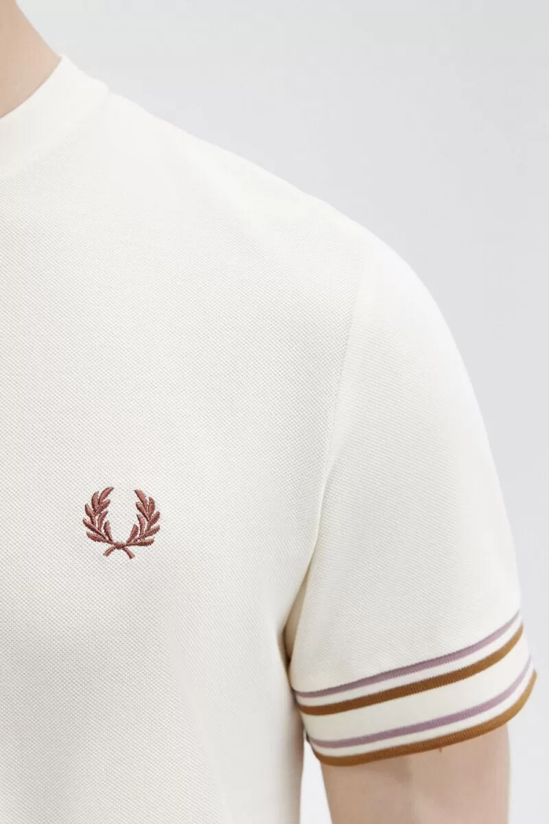 camiseta fred perry bold tipped piqué para hombre beige