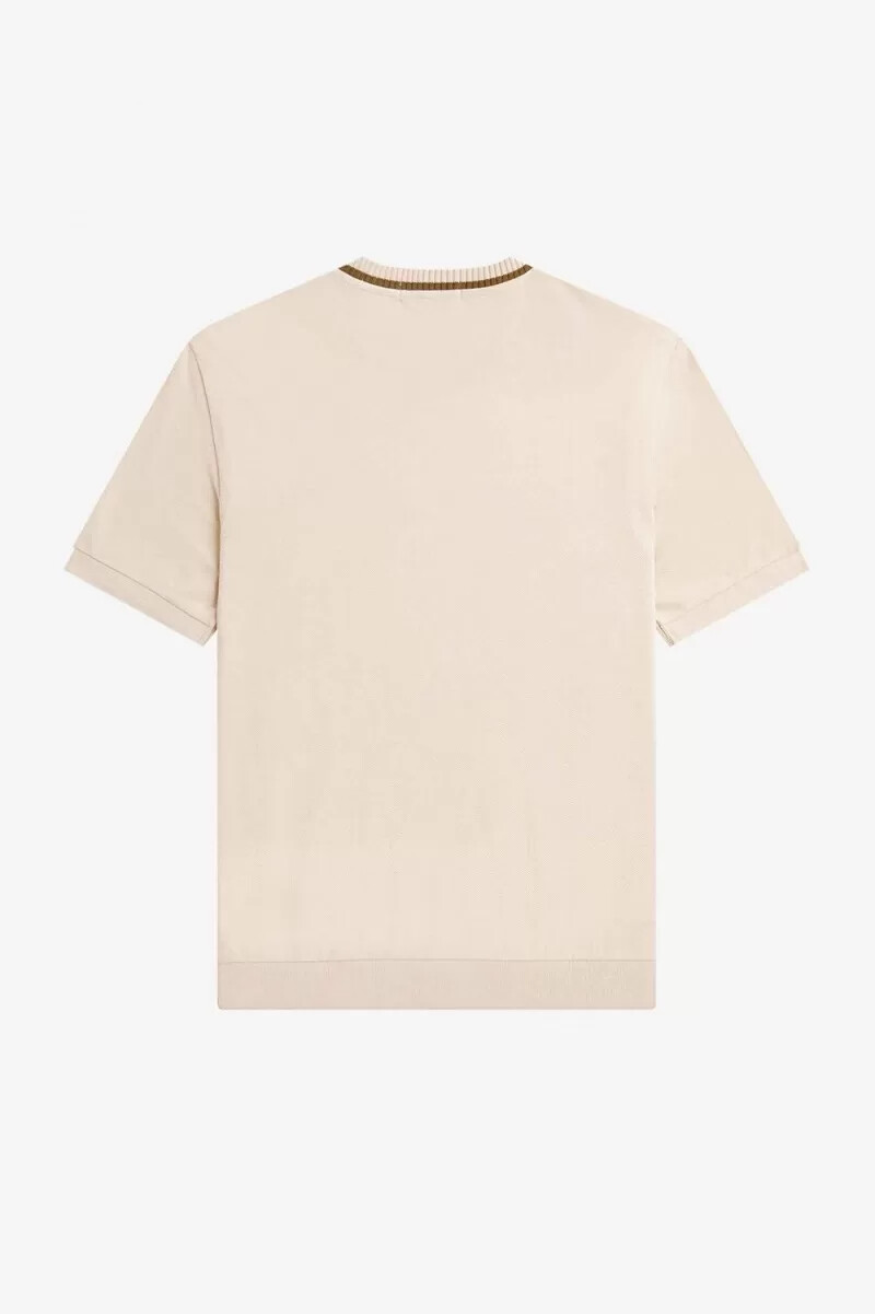 camiseta fred perry de piqué con cuello redondo para hombre color avena