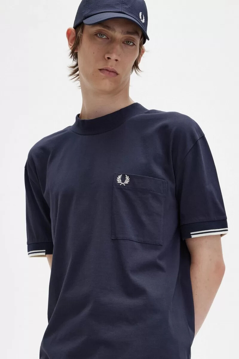 camiseta fred perry con mangas con ribete para hombre color azul marino