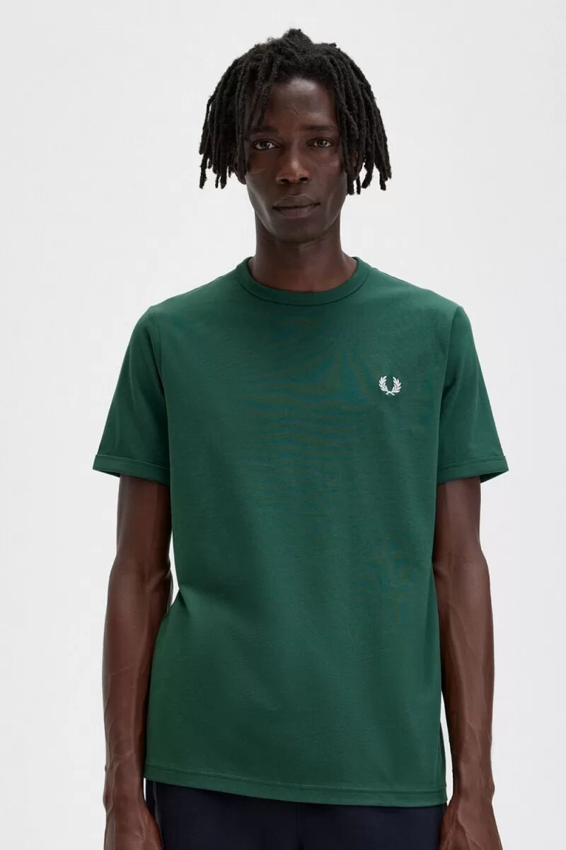 camiseta fred perry ringer para hombre verde hiedra