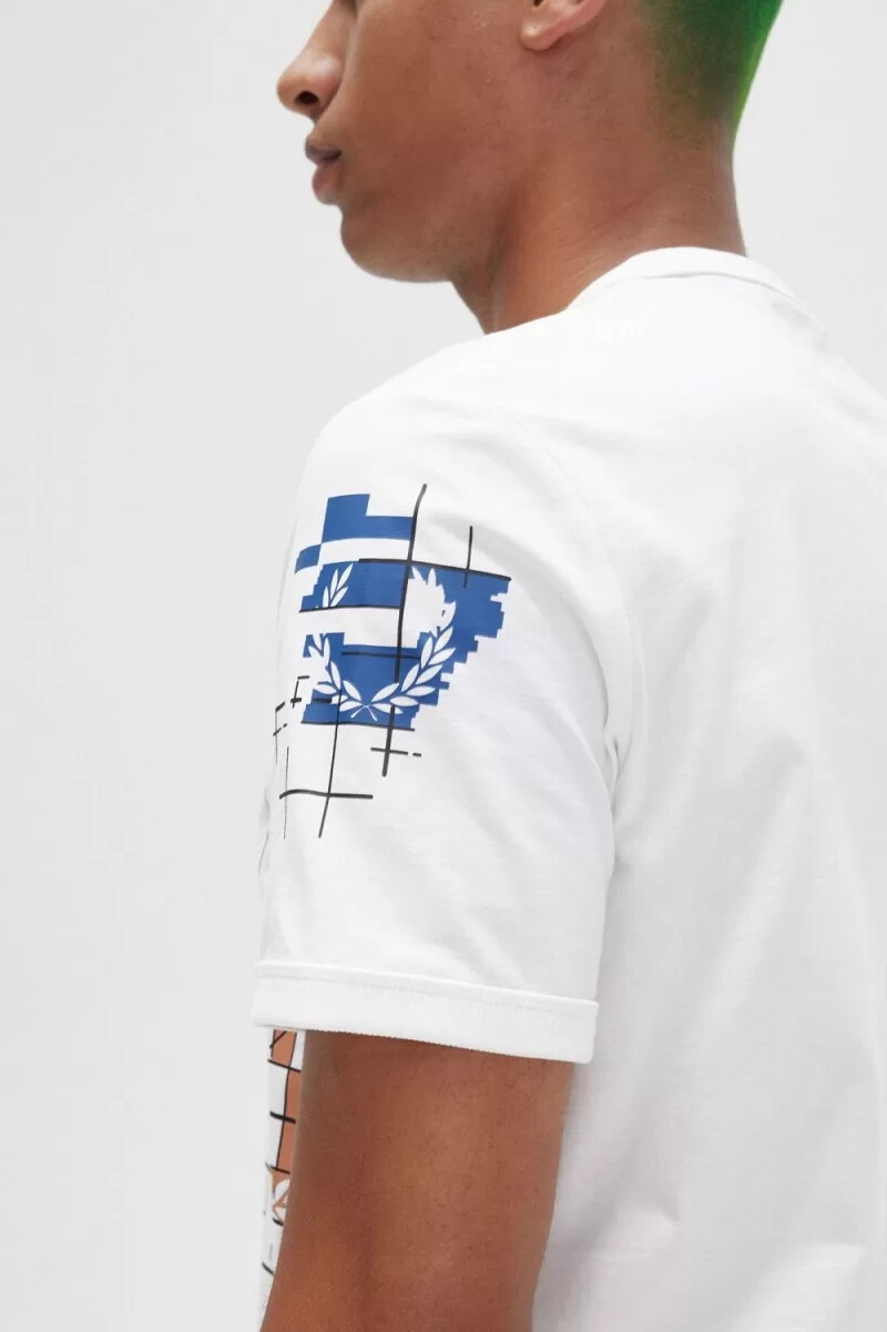 camiseta fred perry con estampado de cuadrícula para hombre en blanco nieve