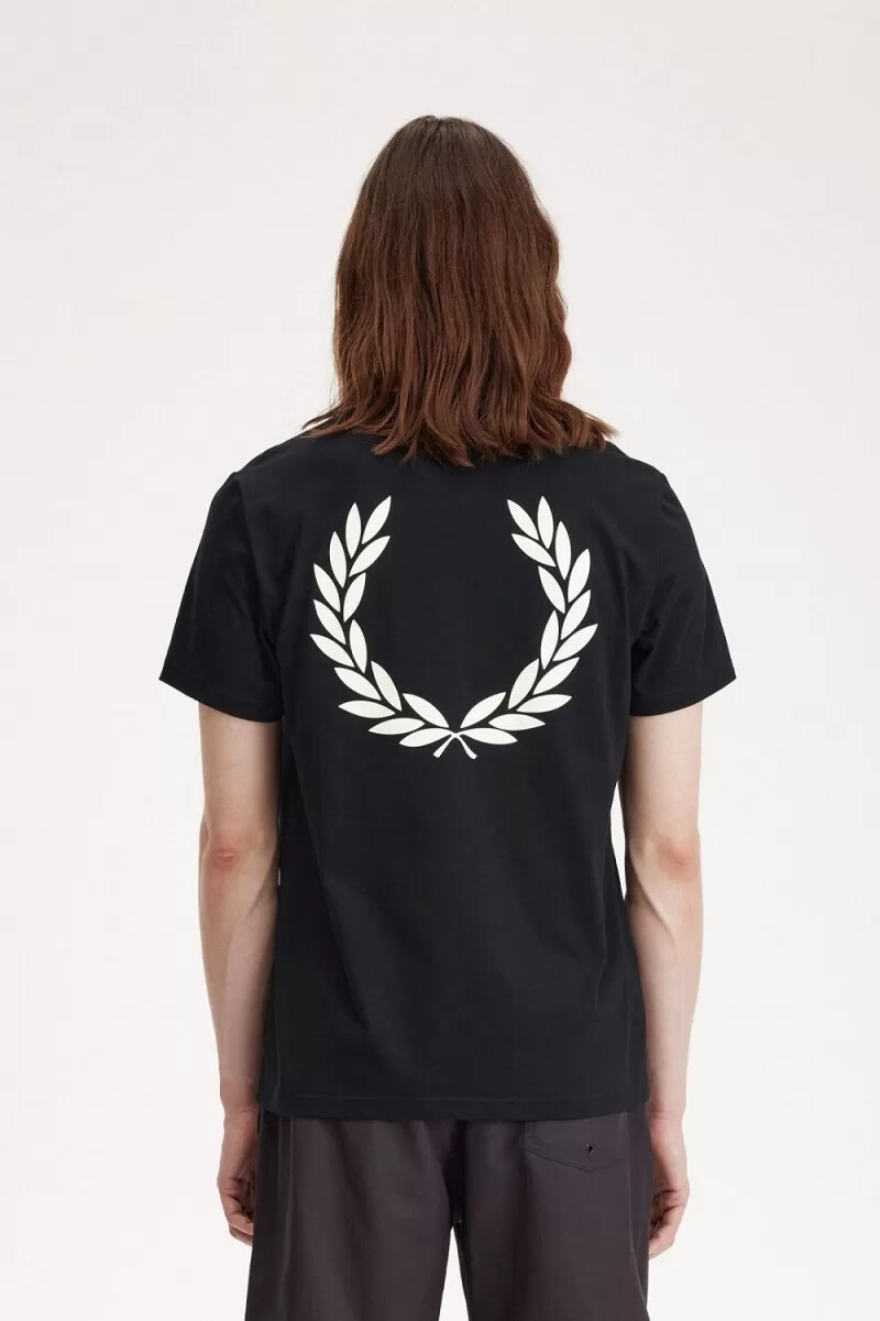 camiseta negra con gráfico de corona de laurel de fred perry para hombre