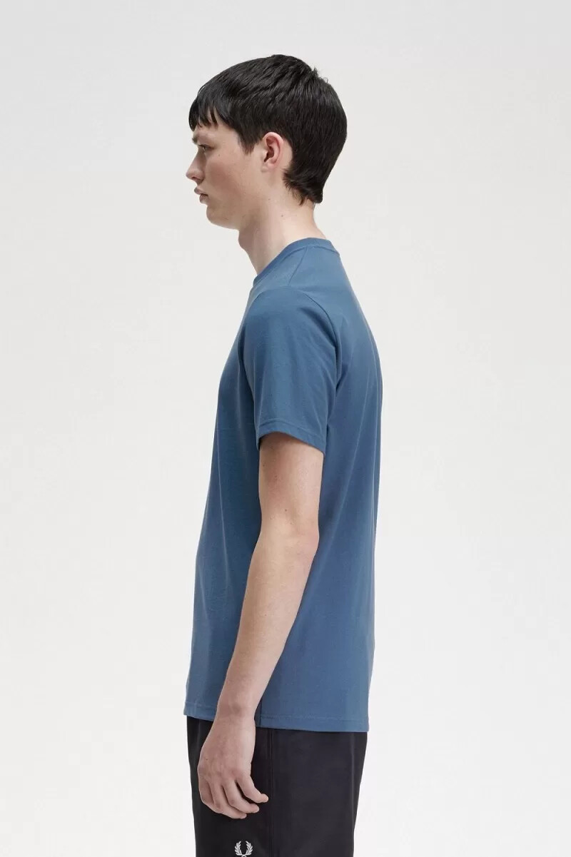camiseta bordada fred perry para hombre azul medianoche