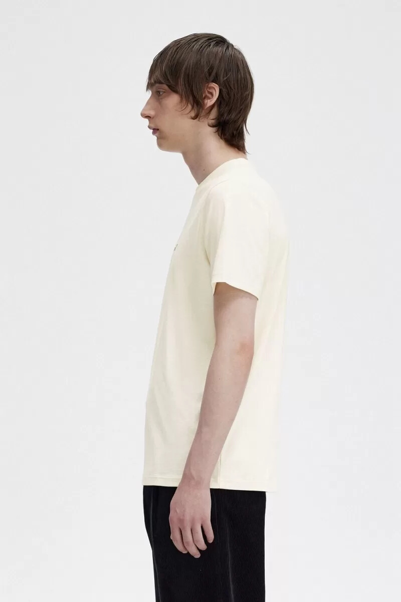 camiseta bordada fred perry para hombre en beige