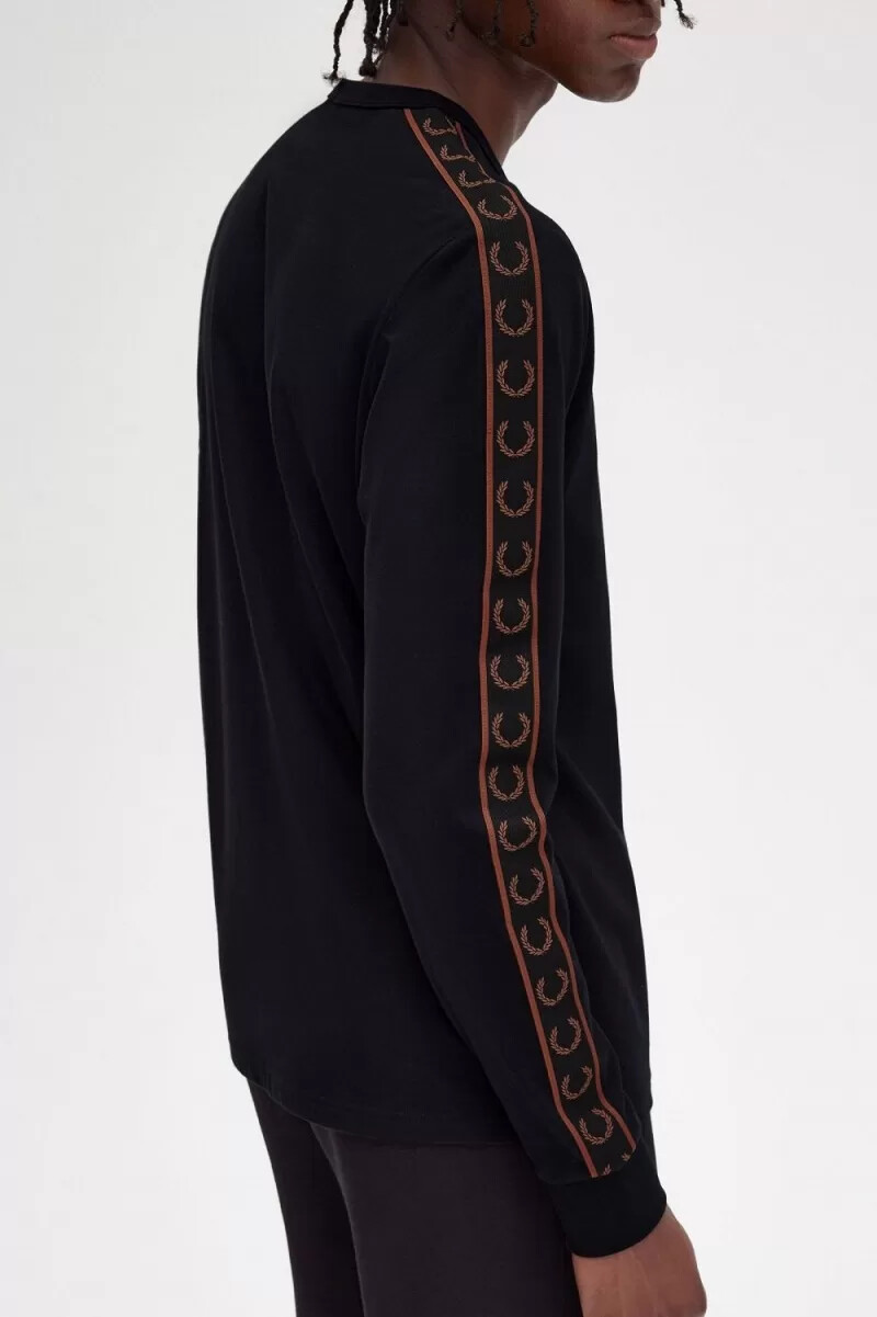 camiseta de manga larga con cinta fred perry para hombre color negro y marrón whisky