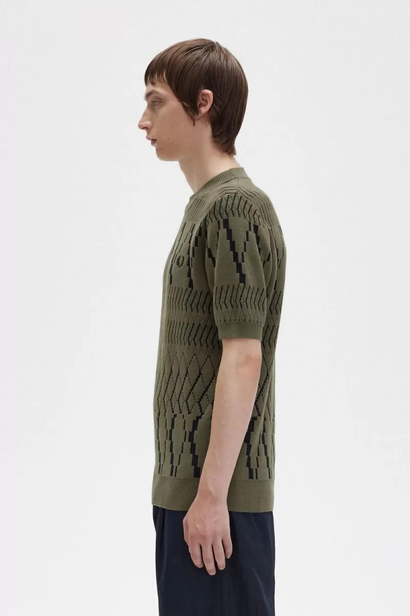 camiseta de punto con paneles de rombos de fred perry para hombre verde uniforme