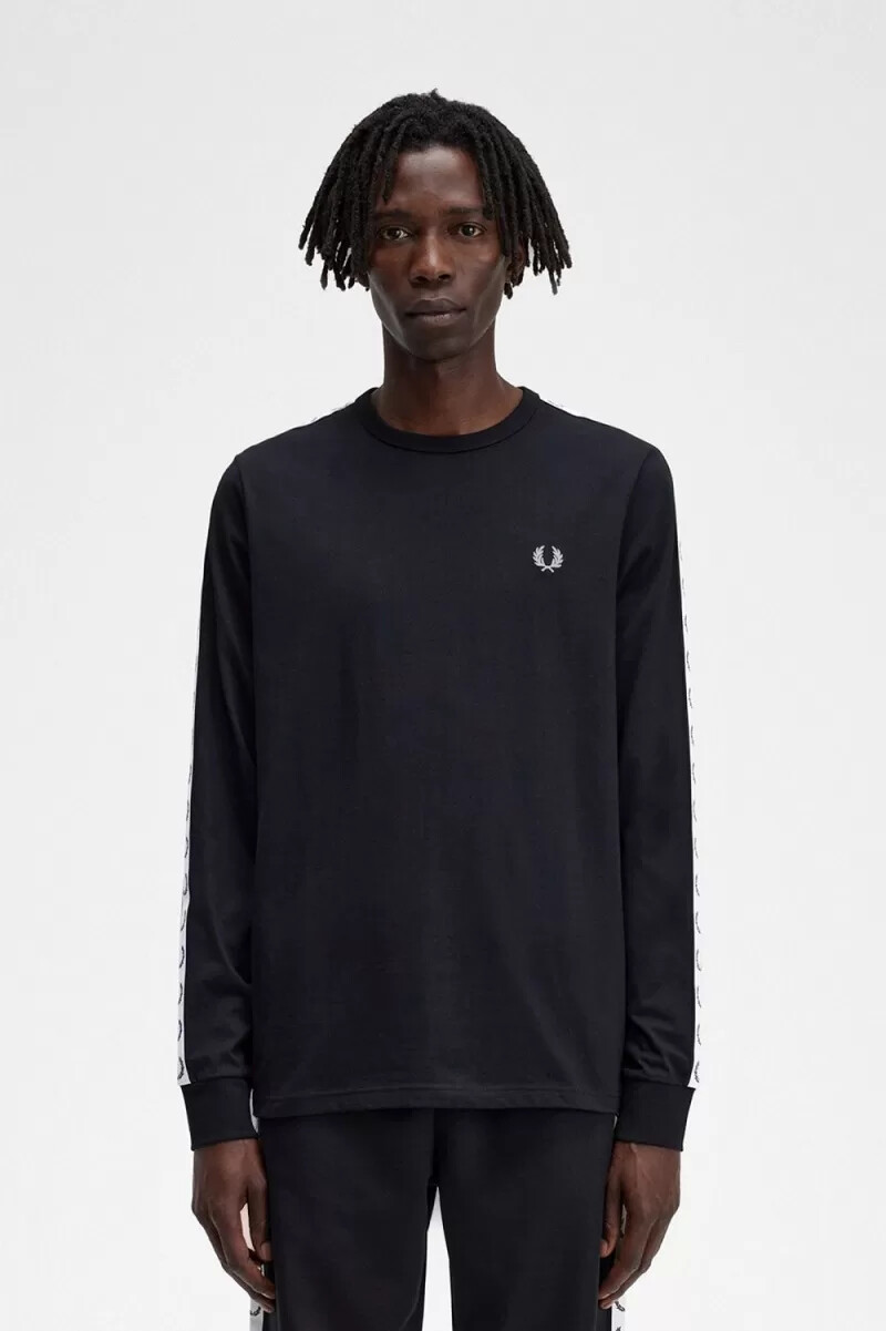 camiseta de manga larga con cinta de fred perry para hombre color negro